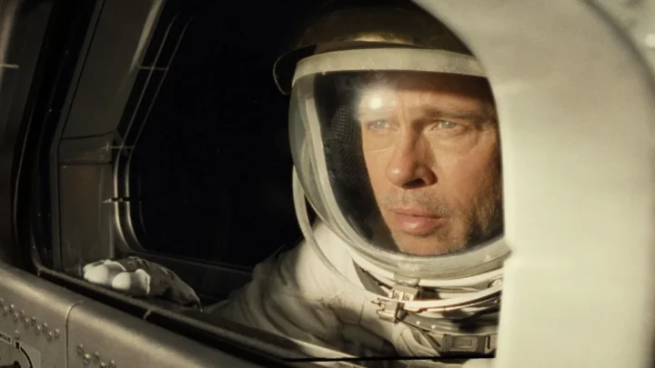 brad pitt em Ad Astra: Rumo às Estrelas (2019)