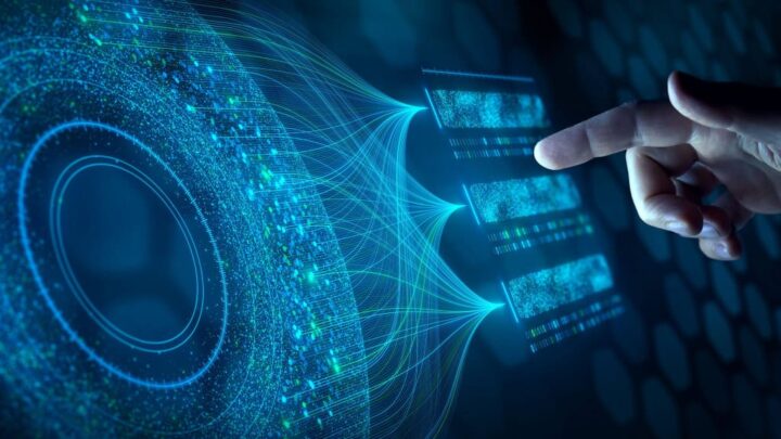 Pessoa utilizando aprendizado de máquina e redes neurais profundas para ciência de dados