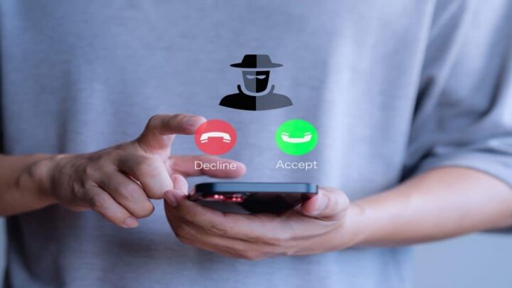 Gangue de call center ou estranho. A ligação veio de um número desconhecido. Pessoa enganadora com uma identidade falsa. Conceito de golpe, fraude com smartphone do criminoso. Cara atendendo a chamada recebida.