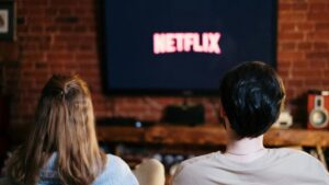 Quando um grande lançamento costuma chegar ao streaming? Veja como calcular