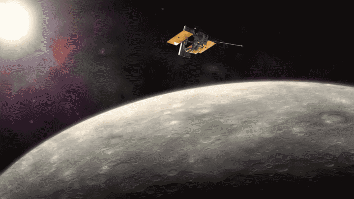 Ilustração da sonda MESSENGER da NASA sobre a superfície de Mercúrio